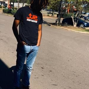 Meet your Posher, Deangelo